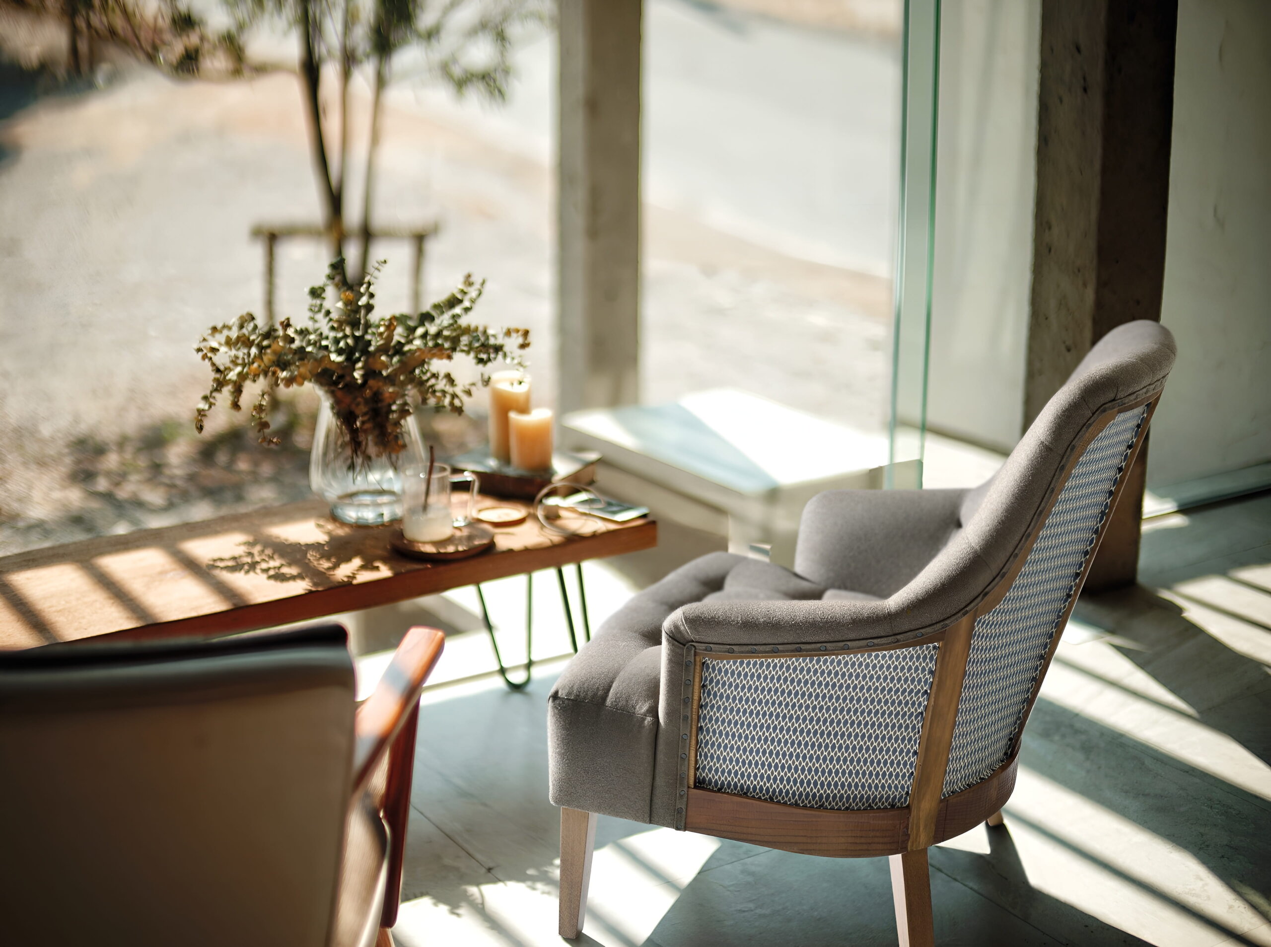 casual solutions lounge furniture carlota armchair