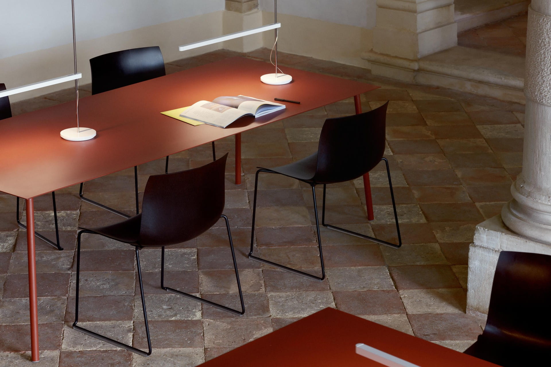 arper chair and table